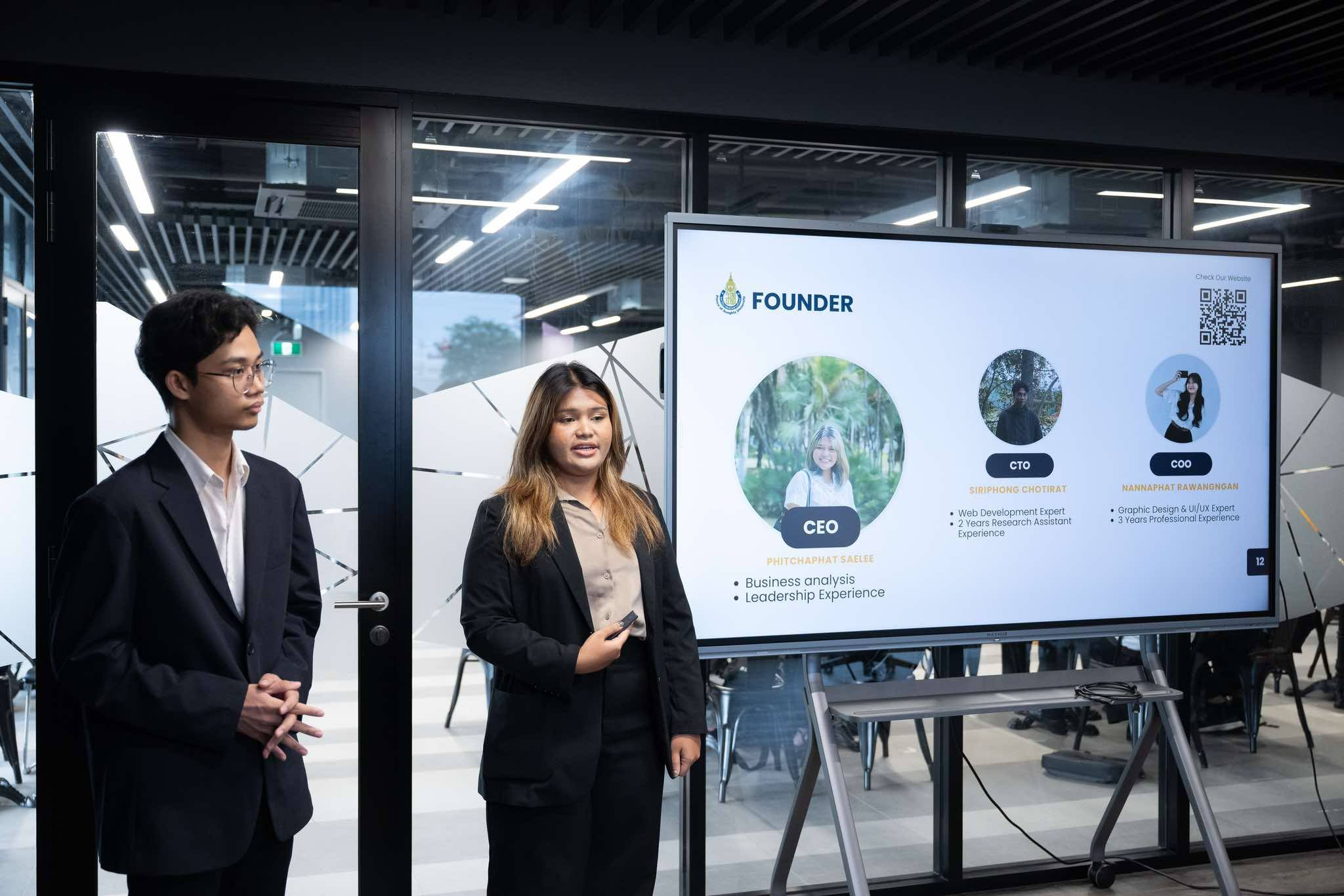 5b0967f8 0ff0 424f 8b94 b3e0f2597bfe